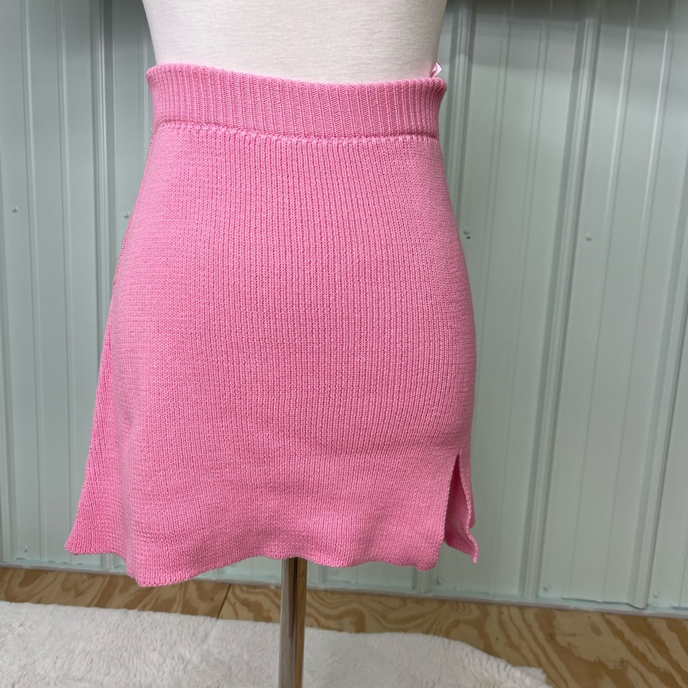 Women’s Knit Skirt